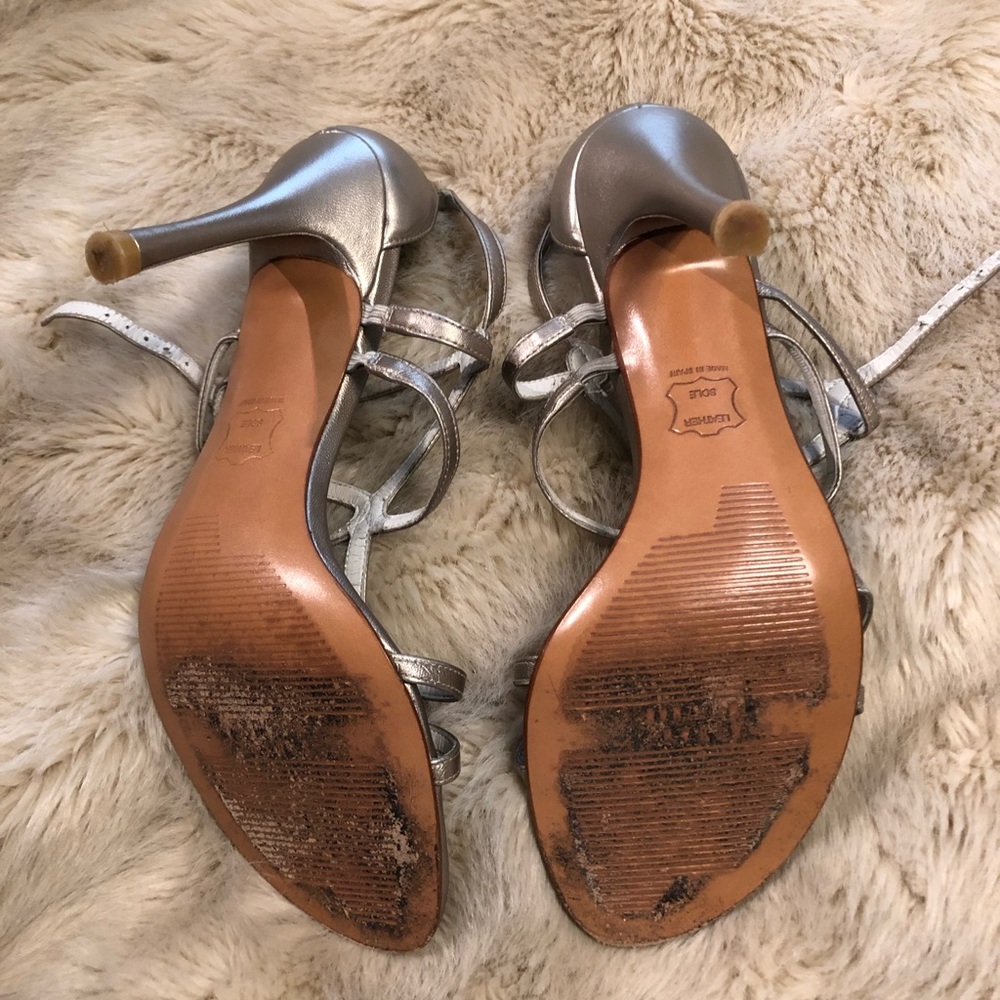 Stuart Weitzman Dress Heels - Picture 7 of 8